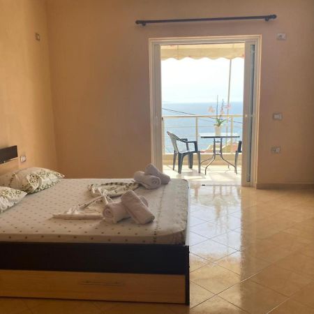Family Apartments Saranda Dış mekan fotoğraf